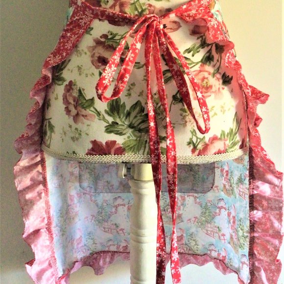 HOLIDAY Aprons CHRISTMAS Aprons Colorful Apron for Women Kitchen Apron Bib Apron - Picture 2 of 3